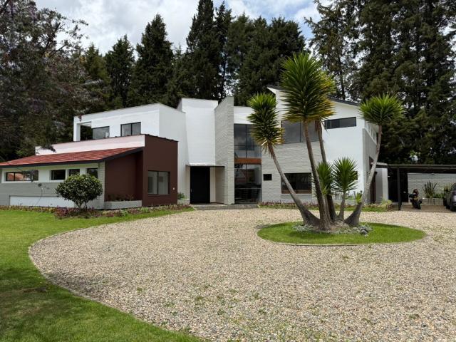 Casa En Arriendo En Bogota En Guaymaral Hacienda San Sebastian A282466
