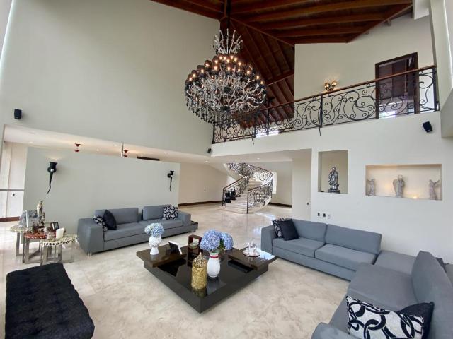 Casa EN ARRIENDO EN Bogotá EN Hacienda San Simón Pl. 1 Al 1 14015 $18.000.000