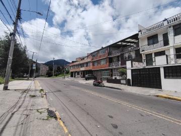 Casa En Arriendo En Bogota En Montebello A381825