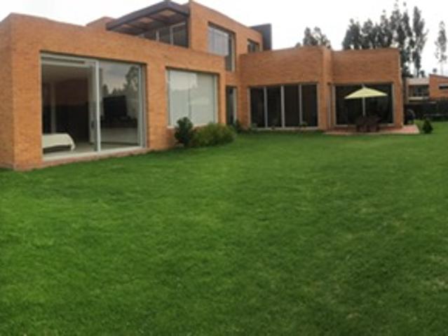 Casa En Arriendo En Bogota En San Simon A378943