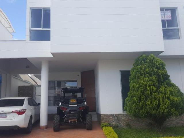 Casa En Arriendo En Cucuta En. A48284