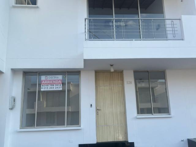 Casa EN ARRIENDO EN Cúcuta EN Av. Libertadores, Parque Central 198715 $2.390.000