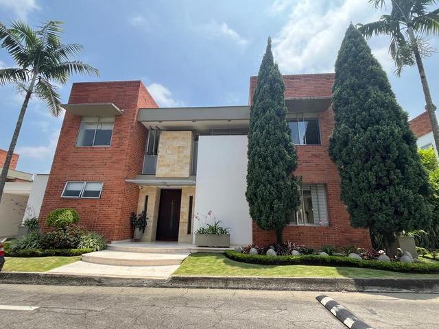 Casa en arriendo en Cali