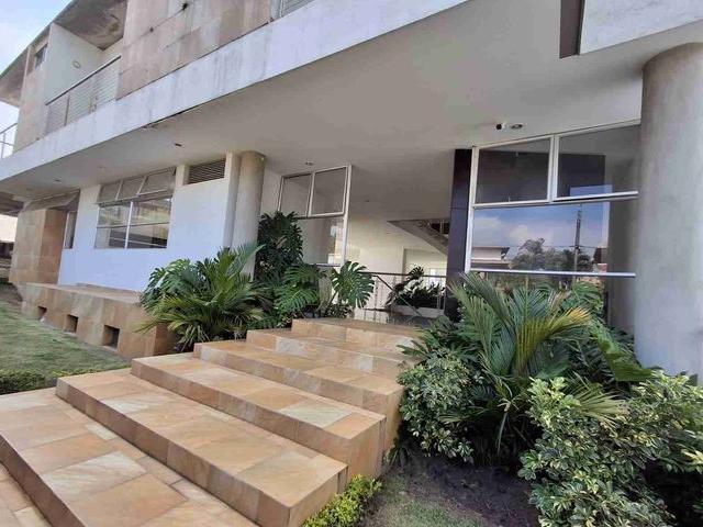 Casa en arriendo en Cali