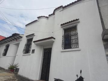 Casa EN ARRIENDO EN Cali EN San Cayetano 388710 $10.000.000