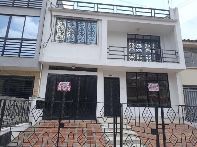 Casa En Arriendo En Cali En Urbanizacion Colseguros A373427