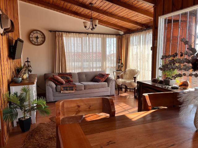Casa en arriendo en casa cabaña jardin del mar 173870, viña del mar
