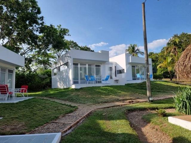 Casa en arriendo en Carmen de Apicalá