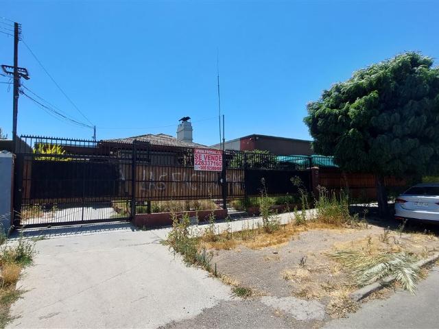 Casa en Arriendo en Cerrillos 6 dormitorios 3 baños