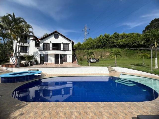 Casa en arriendo en Cerritos