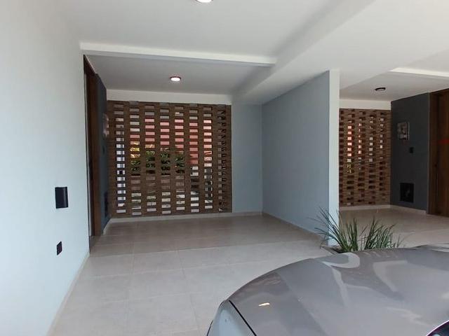 Casa en arriendo en Cerritos