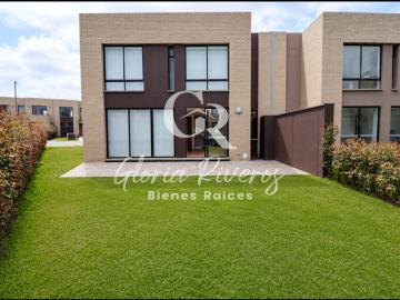 Casa en arriendo en Chía