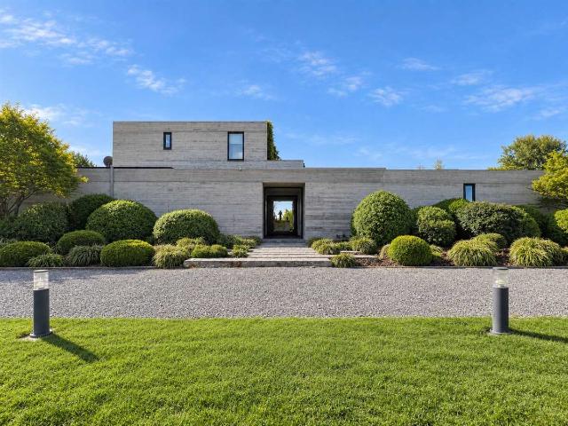 Casa en Arriendo en Colina 4 dormitorios 4 baños