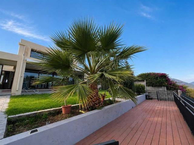 Casa en Arriendo en Colina 4 dormitorios 4 baños