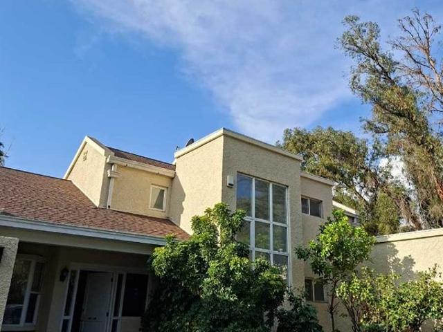 Casa en Arriendo en Colina 5 dormitorios 4 baños