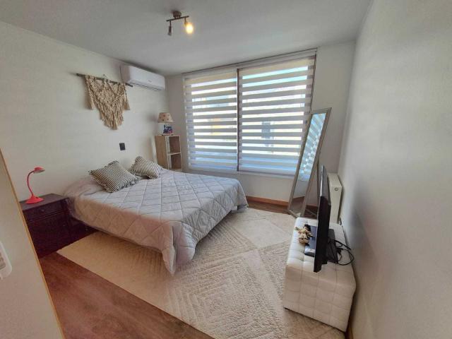 Casa en Arriendo en Colina 5 dormitorios 5 baños