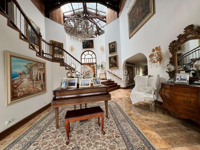 Casa en arriendo en conjunto, La Alhambra, Manizales