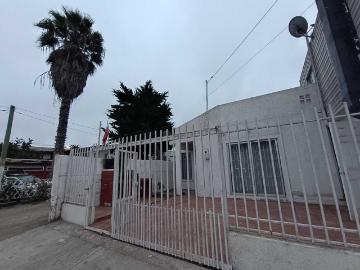 Casa en Arriendo en Coquimbo 4 dormitorios 4 baños