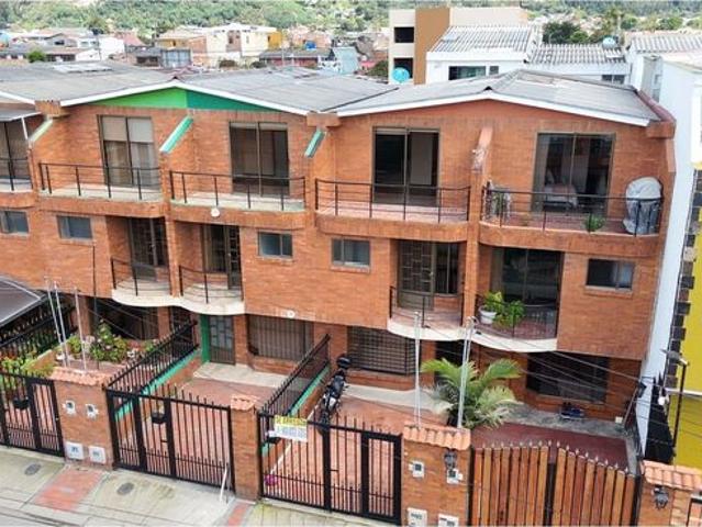 Casa en arriendo en Cota