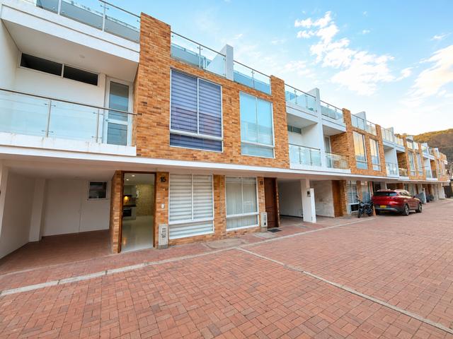 Casa en arriendo en Cota