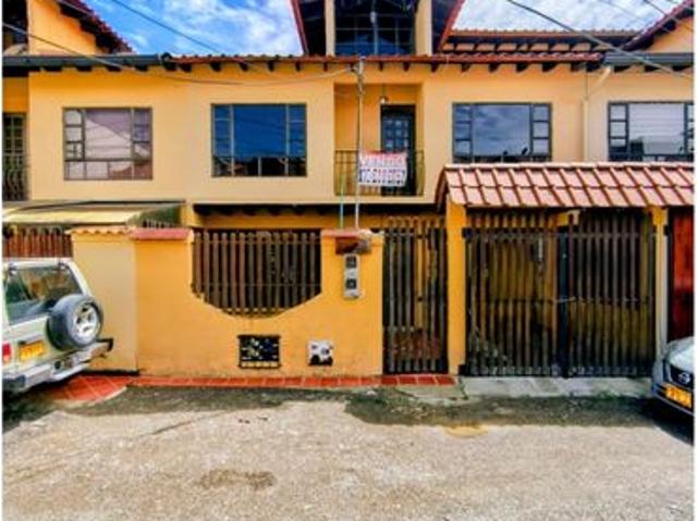 Casa en arriendo en Cota