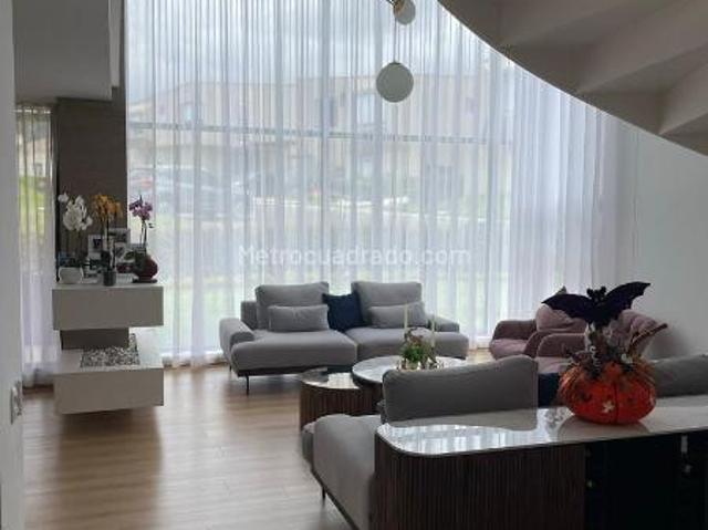 Casa En Arriendo En Cota En. A226456
