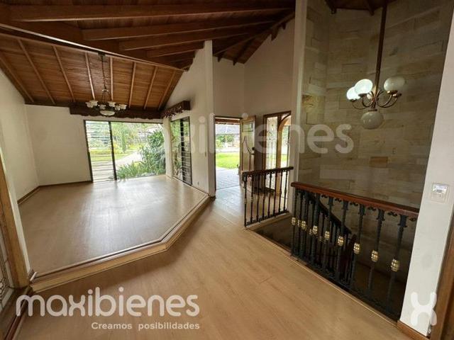 Casa en arriendo en Envigado
