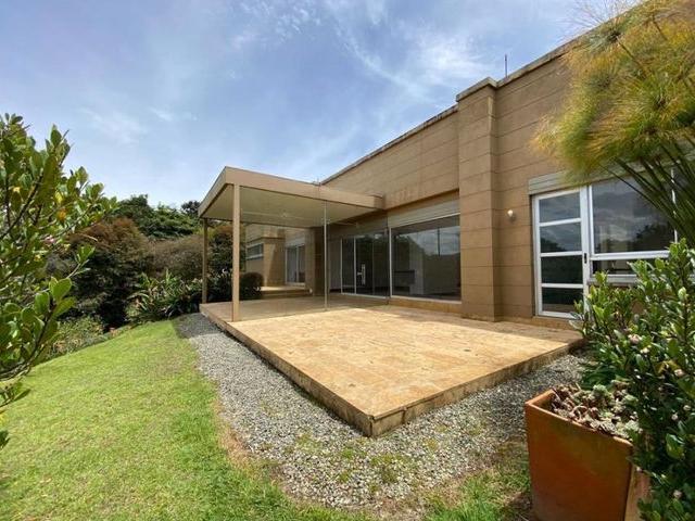 Casa en arriendo en Envigado