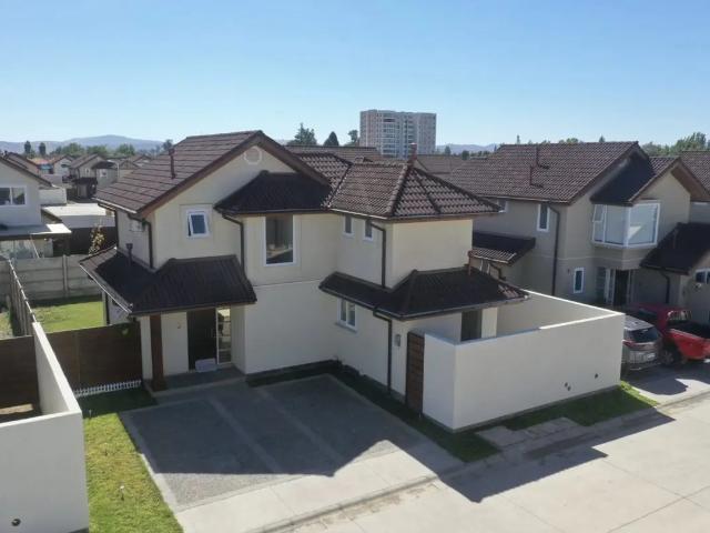 Casa En Arriendo En Estancia Las Rastras Talca