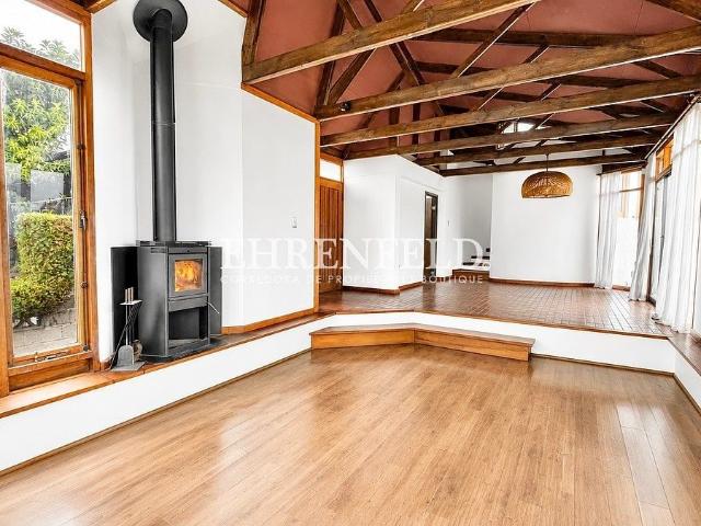 Casa en arriendo en granada, viña del mar