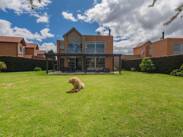 Casa en Arriendo en Hacienda Fontanar, Chia 4 Alcobas, 252m2
