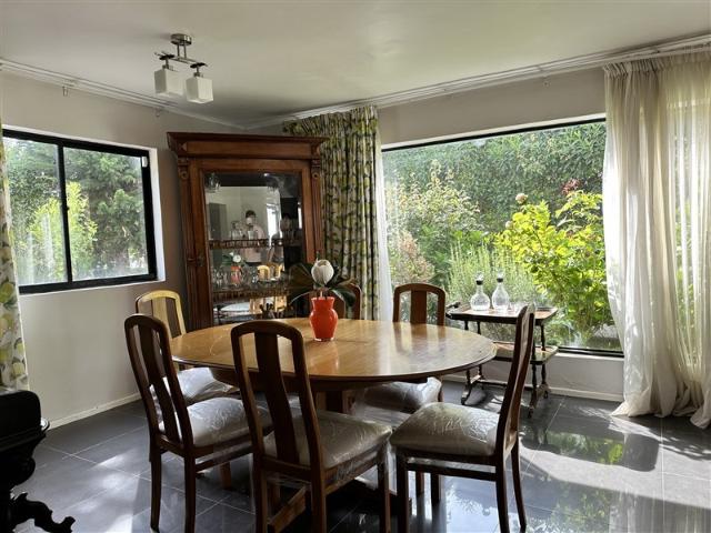 Casa en Arriendo en HERMOSA Y COMODA PROPIEDAD EN ARRIENDO DIARIO UBICADA EN MAITENCILLO 5 DORMITORIOS 4 BAÑOS