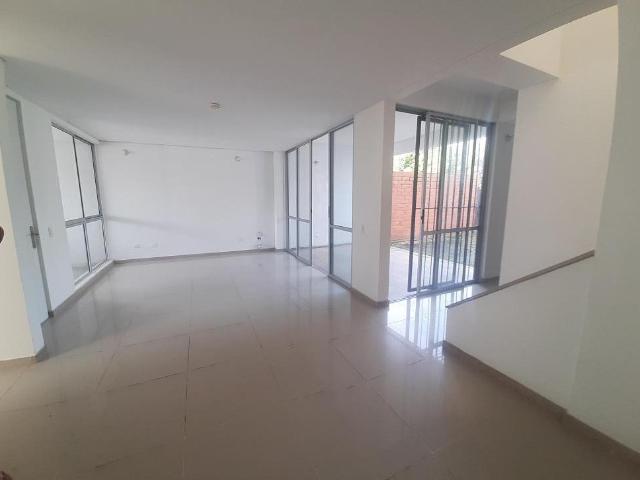 Casa En Arriendo En Jamundi En Ciudad Country A123948