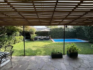 Casa en Arriendo en Joaquín Cerda/ Manquehue Norte