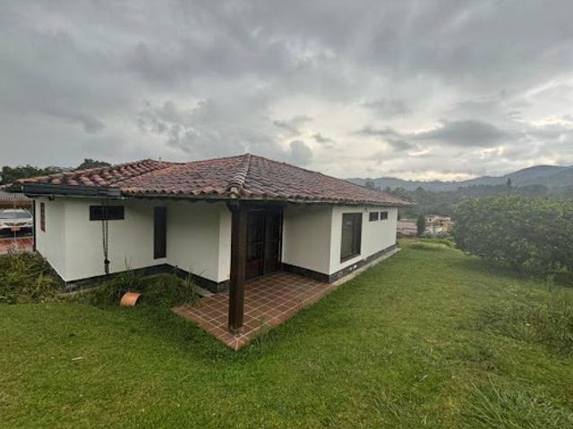 Casa en arriendo en La Ceja