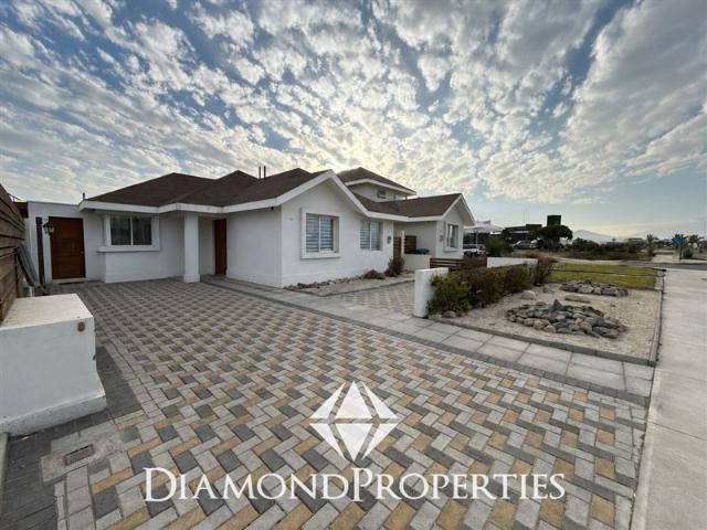 Casa en Arriendo en La Serena 3 dormitorios 3 baños