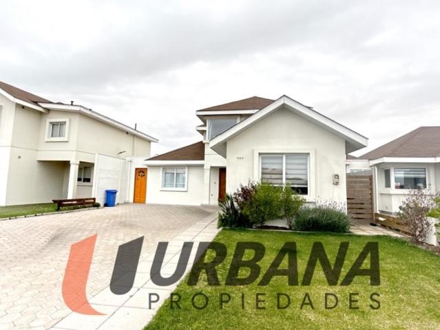 Casa en Arriendo en La Serena 3 dormitorios 3 baños