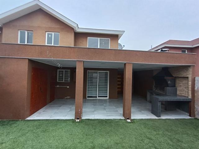 Casa en Arriendo en Lampa 3 dormitorios 3 baños