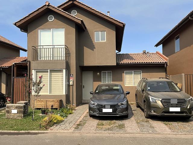 Casa en Arriendo en Lampa 3 dormitorios 3 baños