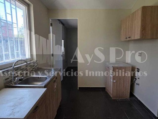 CASA EN ARRIENDO EN LAS CONDES 3HAB 3 BAÑOS