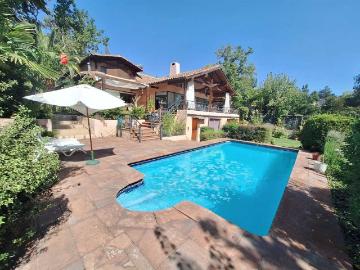 Casa en arriendo en San Ramón, Terralto Dominicos - Jardín