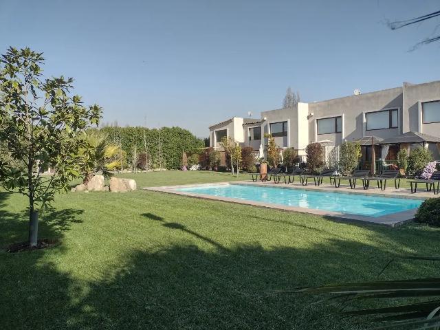 Casa En Arriendo En Lo Arcaya Chicureo