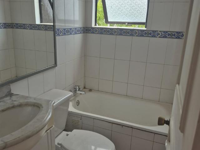 Casa en Arriendo en Lo Barnechea 3 dormitorios 2 baños