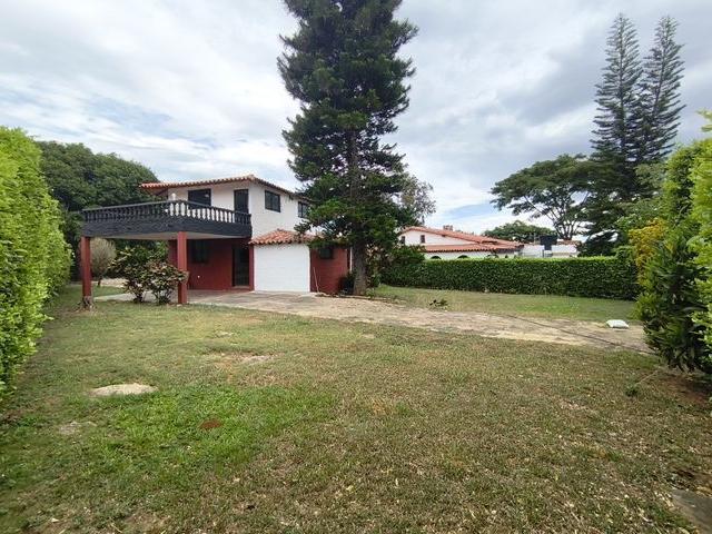 Casa en arriendo en Los Patios