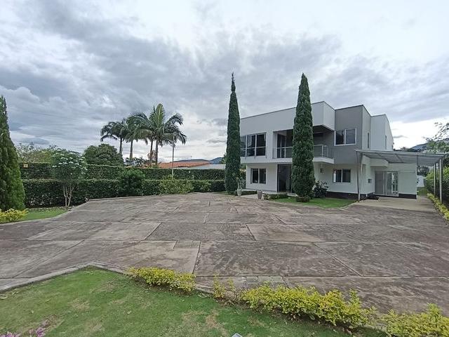 Casa en arriendo en Los Patios