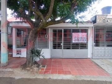 Casa En Arriendo En Los Patios En Los Patios Urb San Nicolas A328238