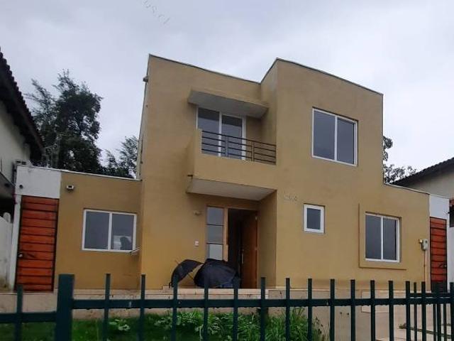 CASA EN ARRIENDO EN PUENTE ALTO HACIENDA EL PEÑON