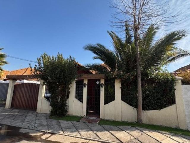 Casa en Arriendo en Puente Alto 3 dormitorios 2 baños