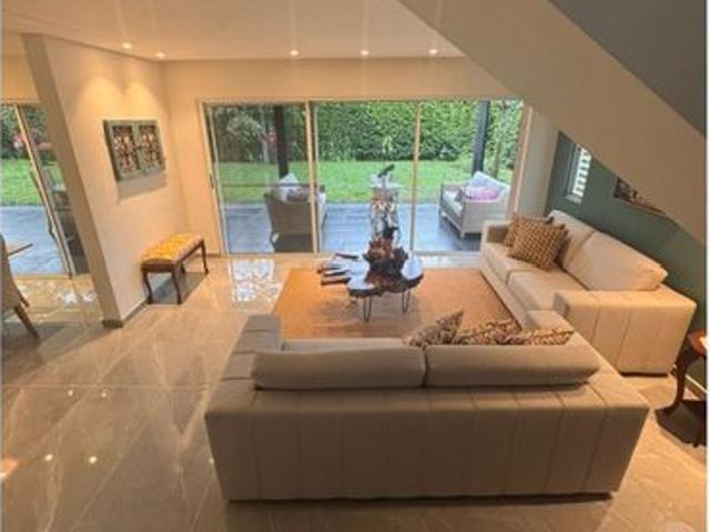 Casa en arriendo en Pance
