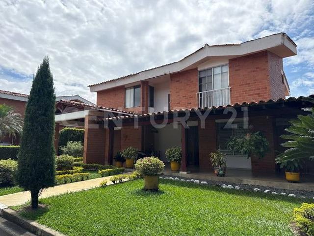 Casa en arriendo en Pance